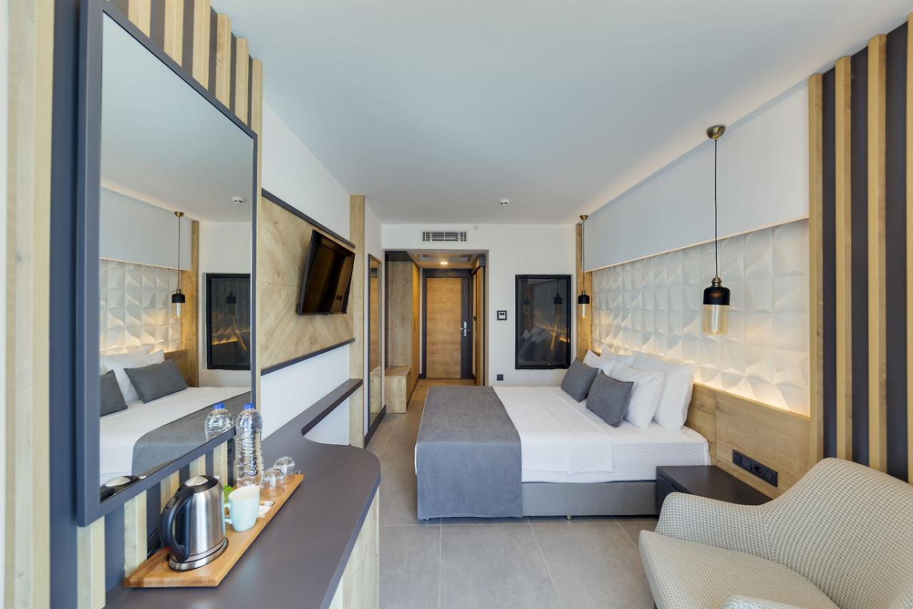 Signature Blue Resort Кушадасъ Екстериор снимка